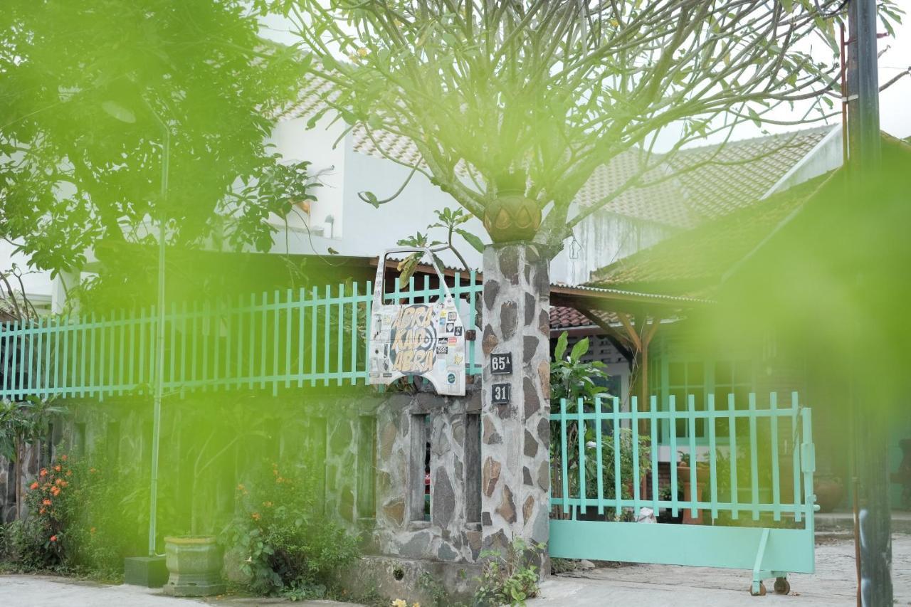 Abrakadabra 747 Daire Yogyakarta Dış mekan fotoğraf