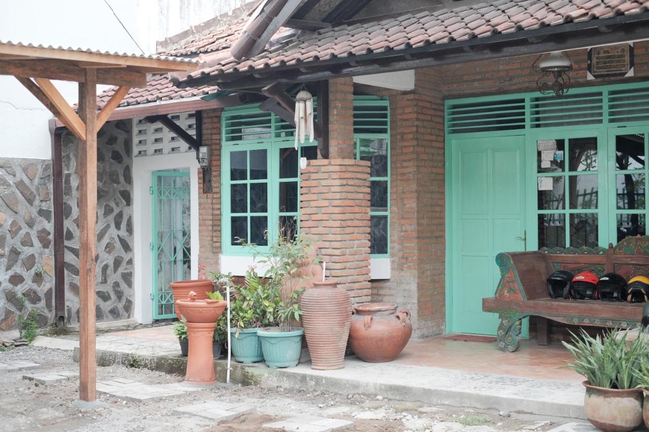 Abrakadabra 747 Daire Yogyakarta Dış mekan fotoğraf